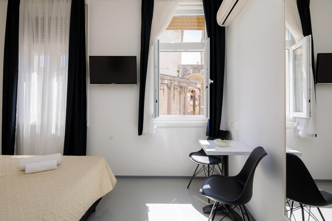 Plr Luxury